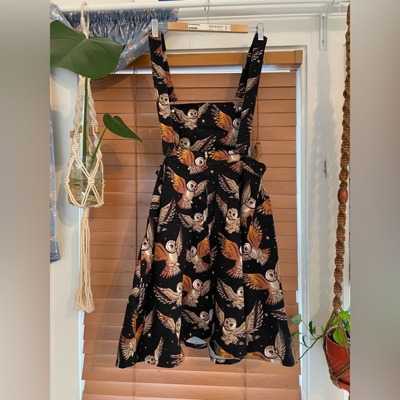 Run & Fly Owl Pinafore Sz L NWT - Picture 3 of 3